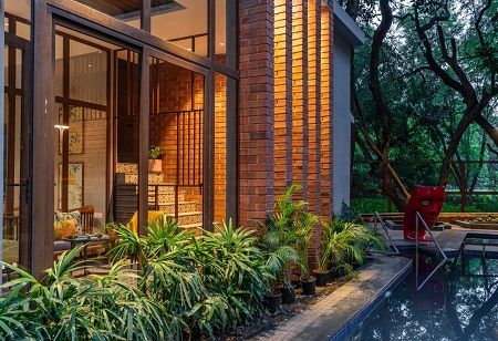 Earthy Elegance: The Artful Convergence of Architectural Splendor & Nature's Grace